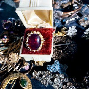 Huge lot of jewelry, Sets,925, vintage, new,7lbs plus, Florenza, Coro, more